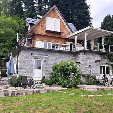 Shambala Casa Luna アパート Someraro